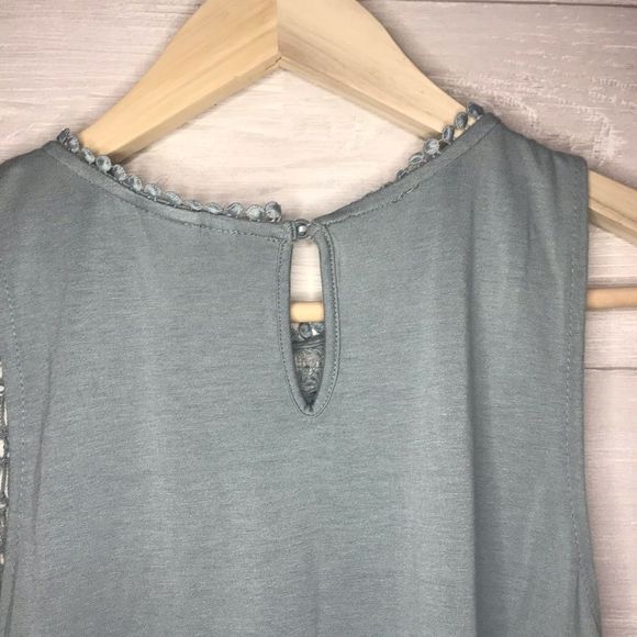 H&M Dressy Detailed Tank - Picture 5 of 5